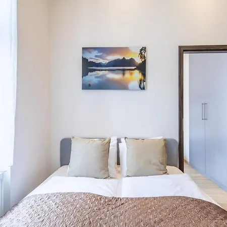 Ultra - New - Quiet Sleep Apartmán *