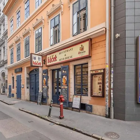 Ultra - New - Quiet Sleep 公寓